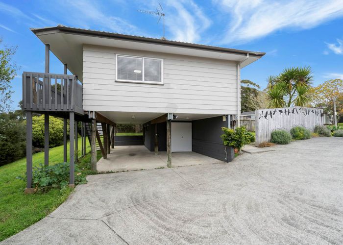  at 10 Lorena Place, West Harbour, Auckland