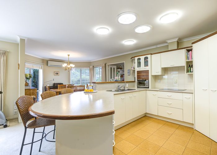  at 21 Heritage Avenue, Chartwell, Hamilton
