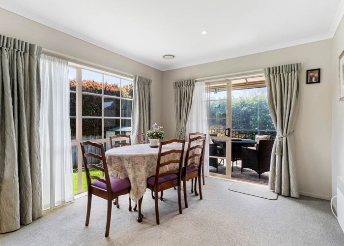  at 10 Amherst Place, Albany, North Shore City, Auckland