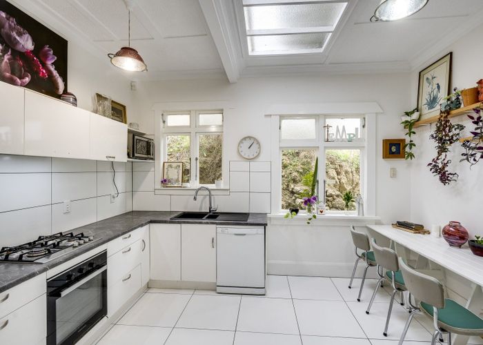  at 8 France Road, Bluff Hill, Napier