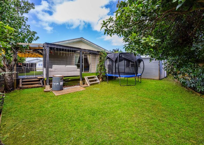  at 8B Waipouri Road, Mangere, Manukau City, Auckland