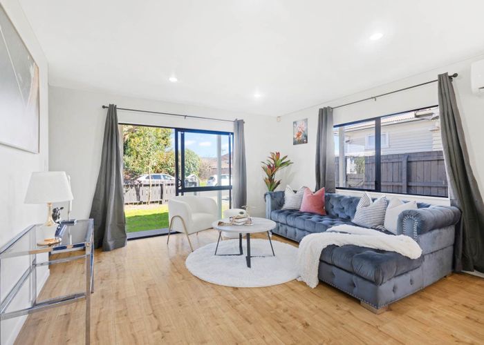  at 2 Braeburn Place, Takanini, Papakura, Auckland