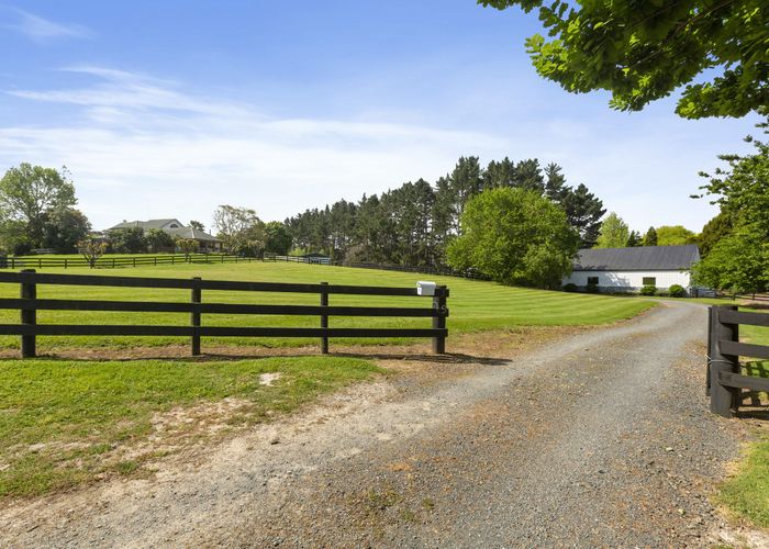  at 7 Notch Place, Alfriston, Auckland