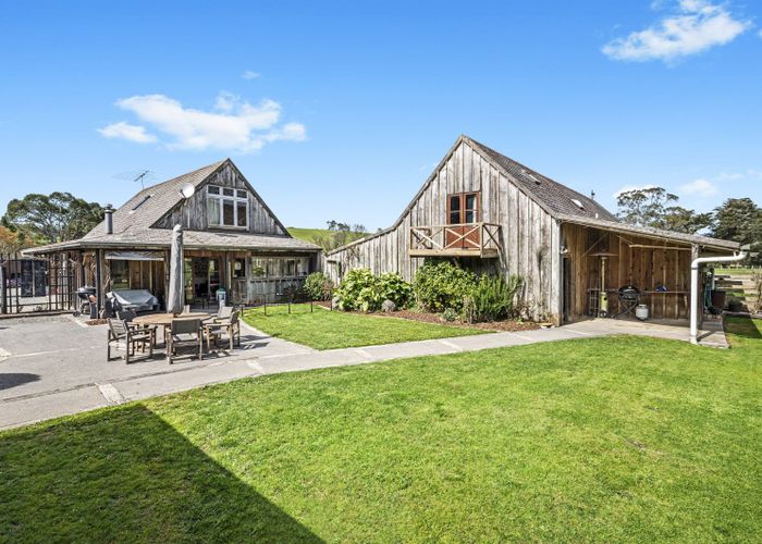  at 82 Kimptons Road, Manurewa