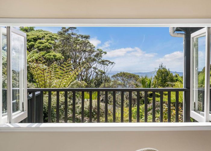  at 25 Turanga Road, Henderson Valley, Waitakere City, Auckland