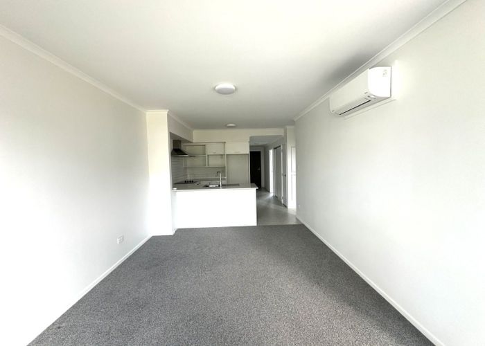  at 27 Manarini Road, Westgate, Auckland