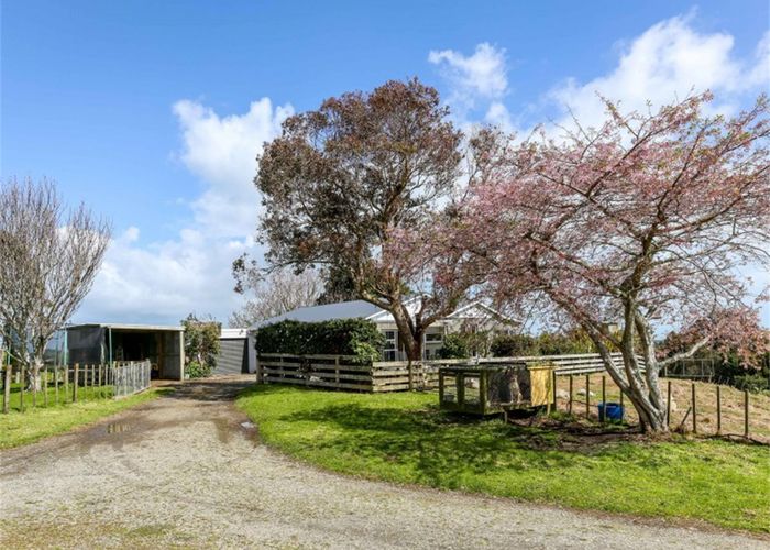  at 826 Mokau Road, Mimi