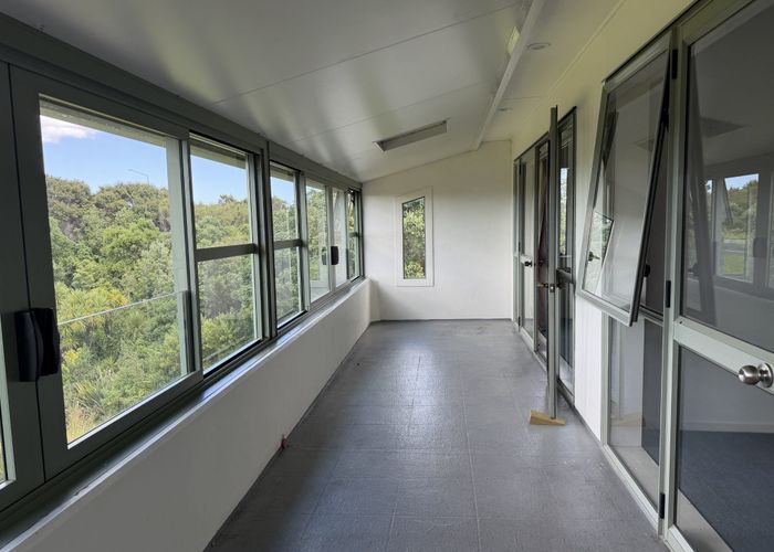  at 2I/217 Sunset Rd, Sunnynook, North Shore City, Auckland