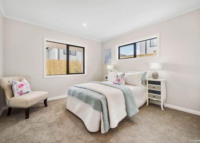  at 7 Kerekin Drive, Oteha, Auckland