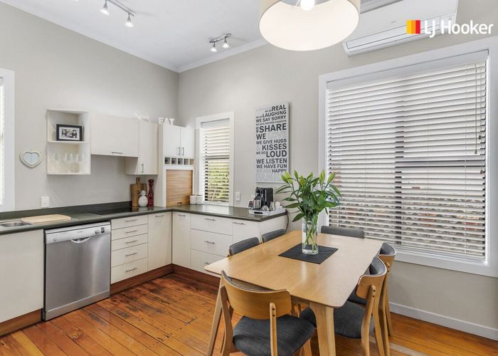 at 168 Victoria Road, Saint Clair, Dunedin