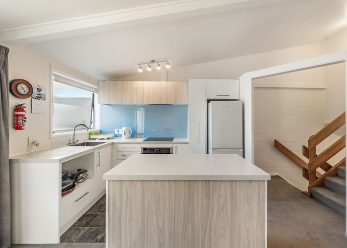  at 4/23 Collins Avenue, Tawa, Wellington, Wellington