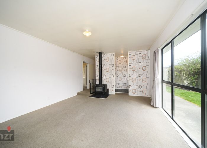  at 146 Hillcrest Drive, Kelvin Grove, Palmerston North