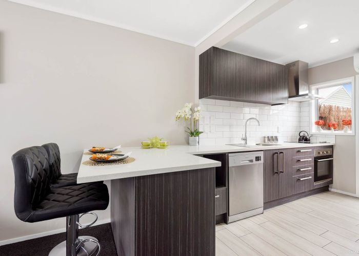  at 8/79 Glendale Road, Glen Eden, Auckland