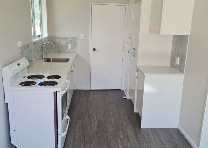  at 2/3 Etherton Drive, Weymouth, Manukau City, Auckland