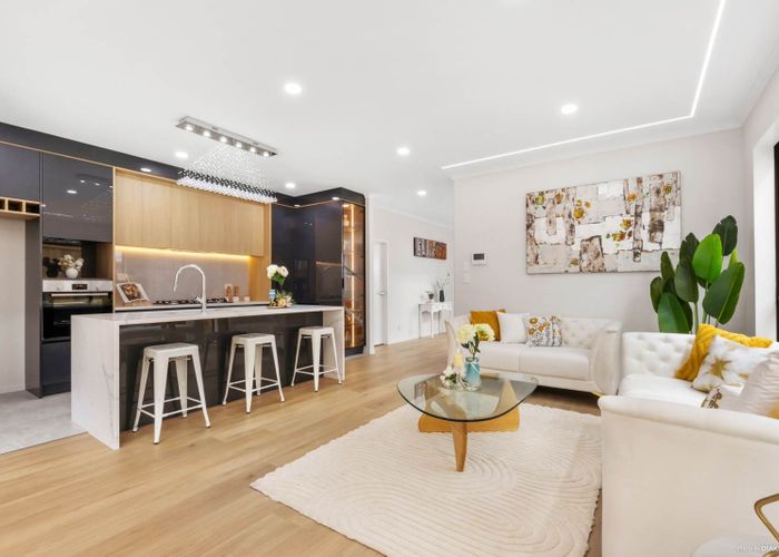  at 126 McQuoids Road, Flat Bush, Manukau City, Auckland