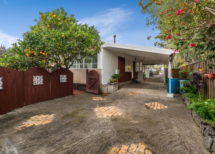  at 2/129a Ridge Road, Howick, Manukau City, Auckland