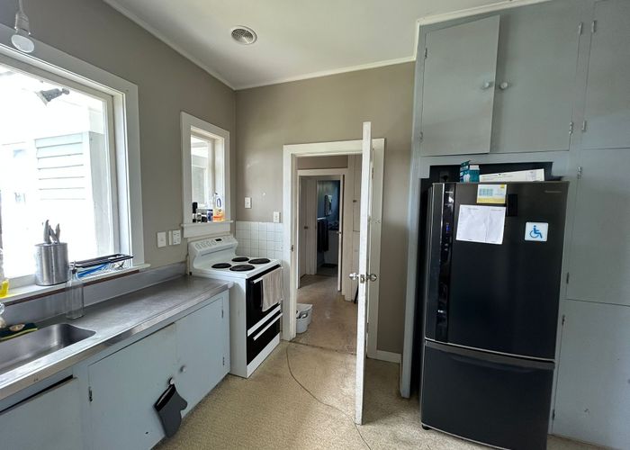  at 102 Ridge Road, Howick, Manukau City, Auckland