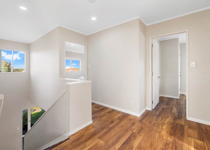  at 13 Oakridge Way, Northpark, Manukau City, Auckland