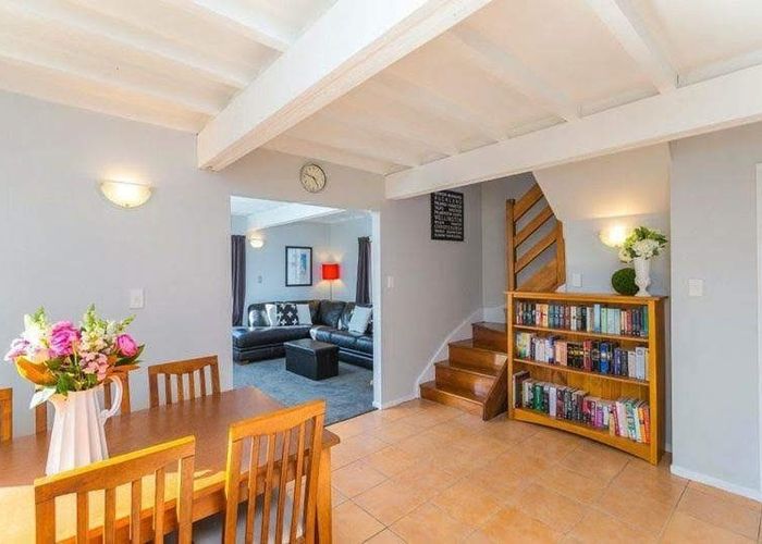  at 2/26 Capilano Place, Glenfield, North Shore City, Auckland