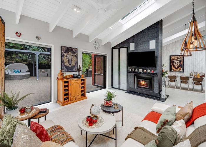  at 80A Beach Road, Mellons Bay, Manukau City, Auckland