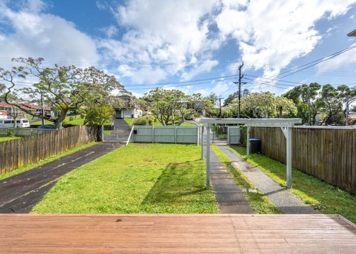  at 27  Shoreham Street, Avondale, Auckland City, Auckland