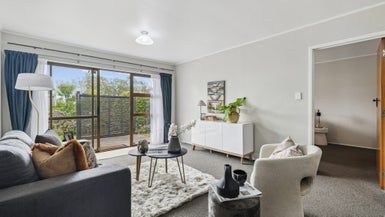  at 2/14 Menary Street, Papakura, Auckland