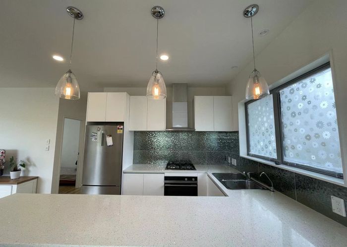  at 102 Stanmore Bay Road, Stanmore Bay, Whangaparāoa