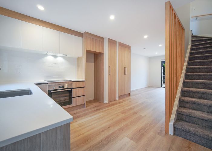  at 15/506 Glenfield Road, Glenfield, North Shore City, Auckland