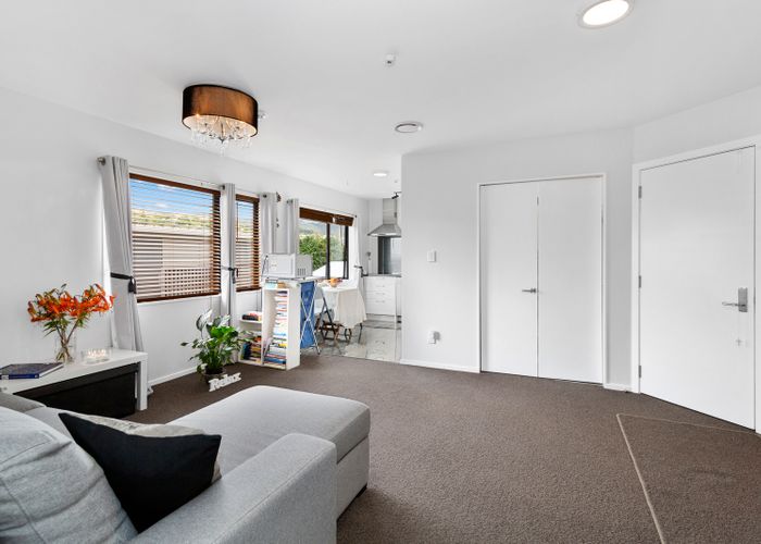  at 4/232 Main Road, Tawa, Wellington