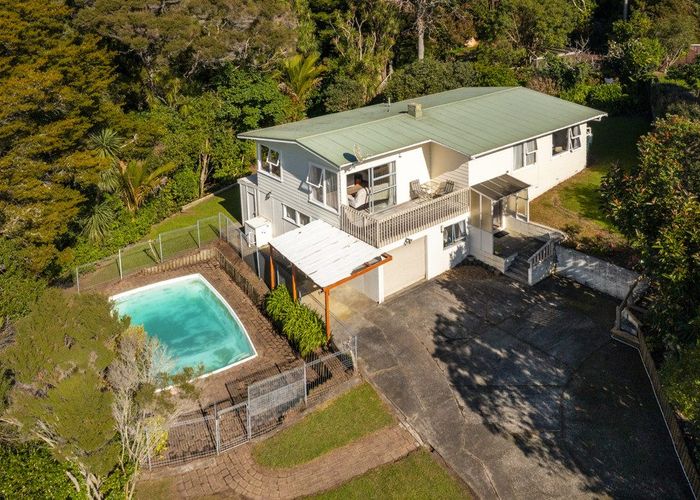  at 35 McDowell Crescent, Hillcrest, North Shore City, Auckland