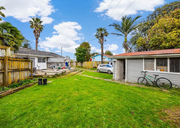  at 28 Mataroa Road, Mount Wellington, Auckland City, Auckland