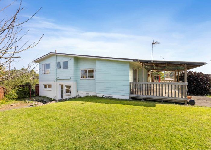  at 69 Priestley Drive, Bucklands Beach, Auckland
