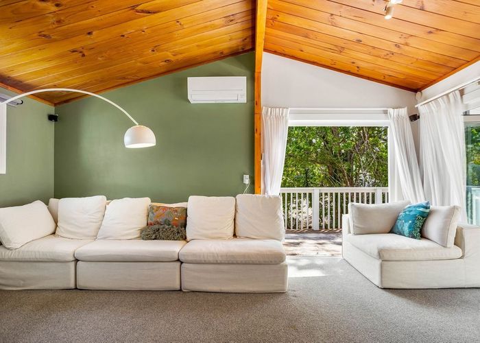  at 1/6a Sunnynook Road, Sunnynook, North Shore City, Auckland