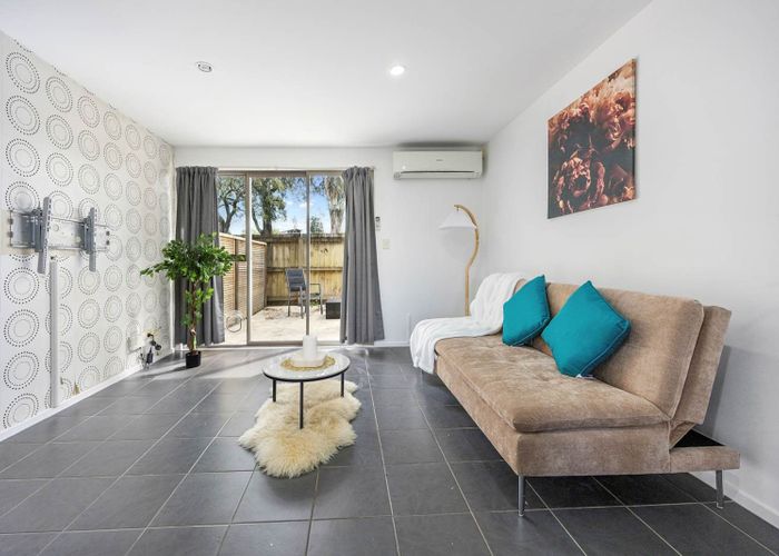  at 8/85 Portage Road, New Lynn, Waitakere City, Auckland