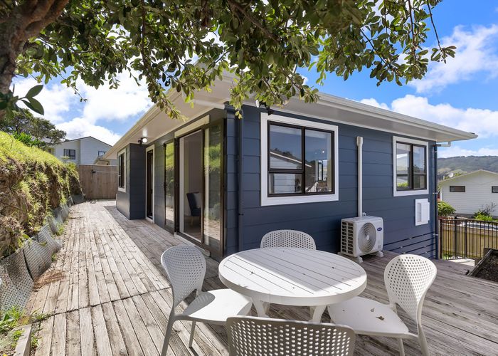  at 7 Westra View, Tawa, Wellington, Wellington