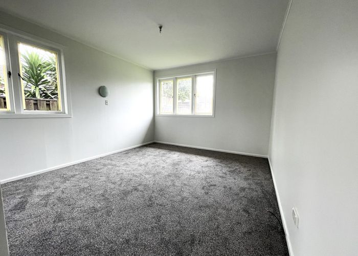  at 59 Roberts Rd, Te Atatu South, Waitakere City, Auckland