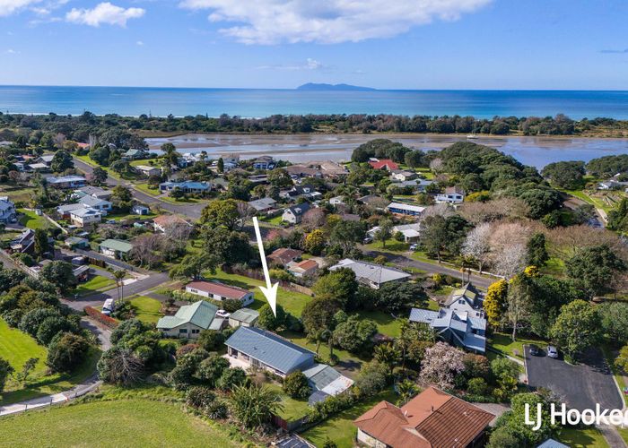  at 6 Nathan Place, Athenree, Waihi Beach
