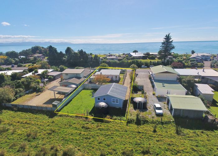  at 750 Abel Tasman Drive, Pohara