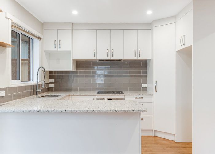  at 56 Botany Road, Botany Downs, Manukau City, Auckland