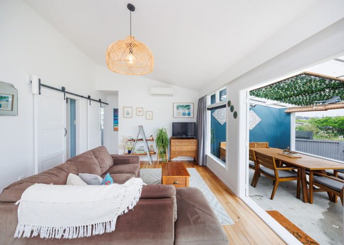  at 10 Kent Terrace, Foxton Beach, Foxton