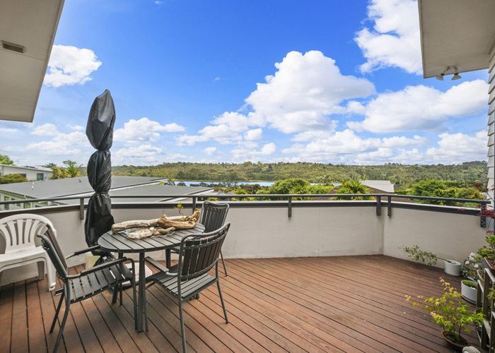  at 142a Kittiwake Drive, Schnapper Rock, Albany, North Shore City, Auckland