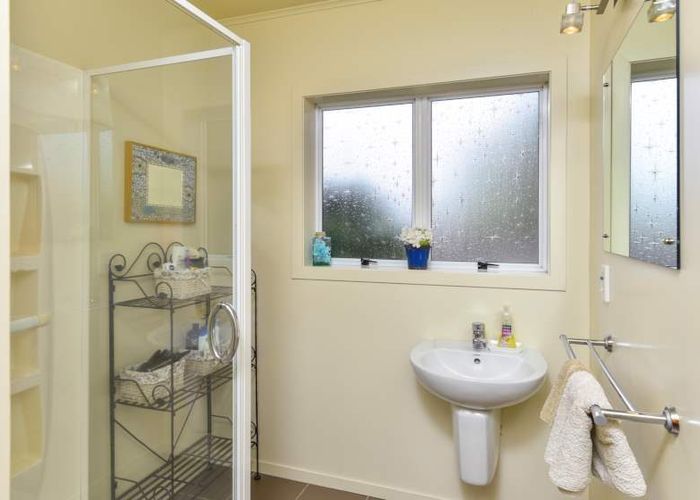  at 12 Currey Crescent, Milford, North Shore City, Auckland