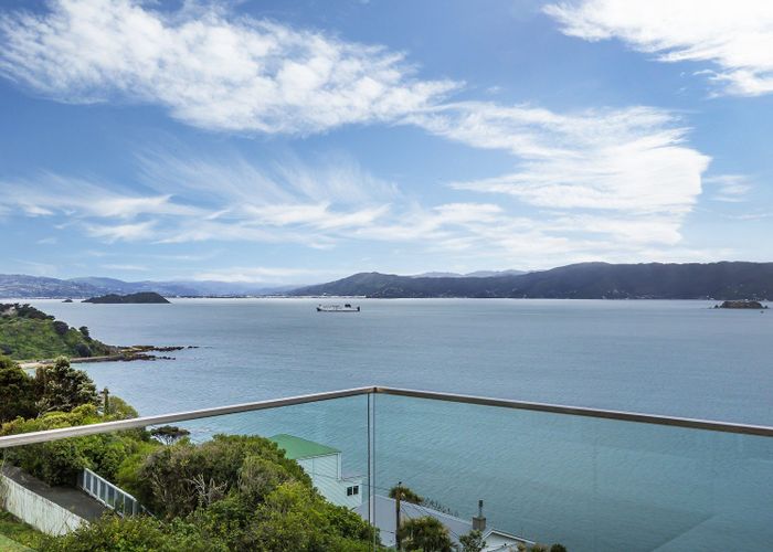  at 116 Nevay Road, Karaka Bays, Wellington