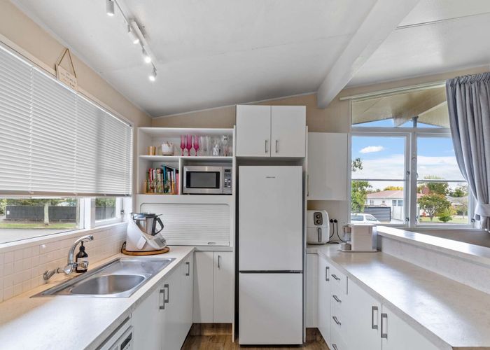  at 21 Langley Avenue, Milson, Palmerston North