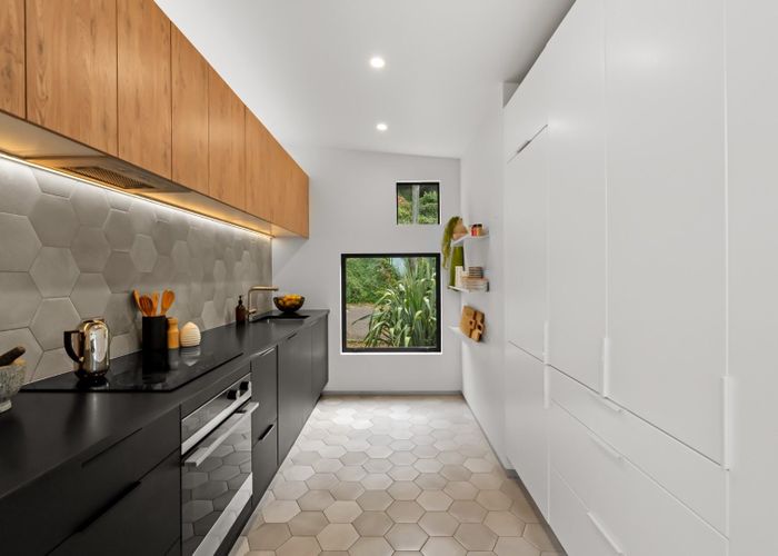  at 49 Mt Pleasant Road, Aro Valley, Wellington, Wellington
