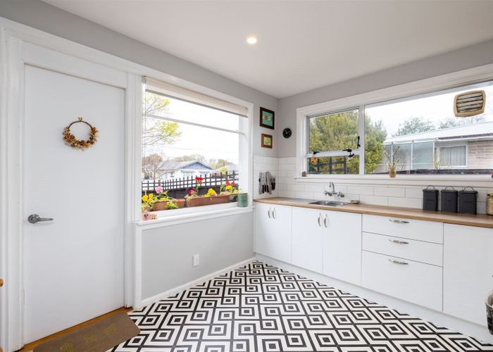 at 1/8 Marshall Street, Woolston, Christchurch