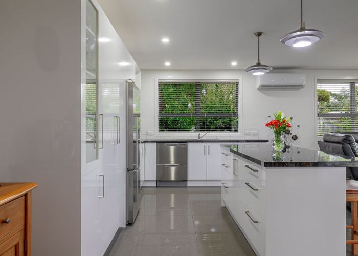  at 1 Long Melford Road, Awapuni, Palmerston North, Manawatu / Whanganui