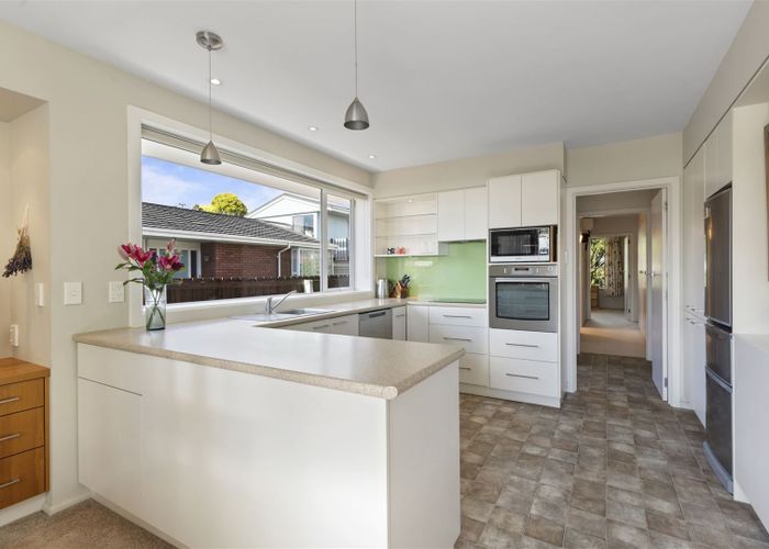  at 6 Dulles Place, Papanui, Christchurch