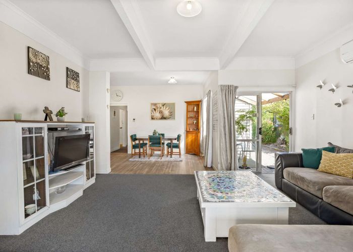  at 38 Pannell Avenue, Wainoni, Christchurch