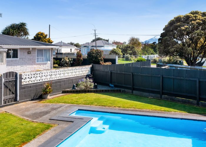  at 74 Riemenschneider Street, Manaia, Manaia